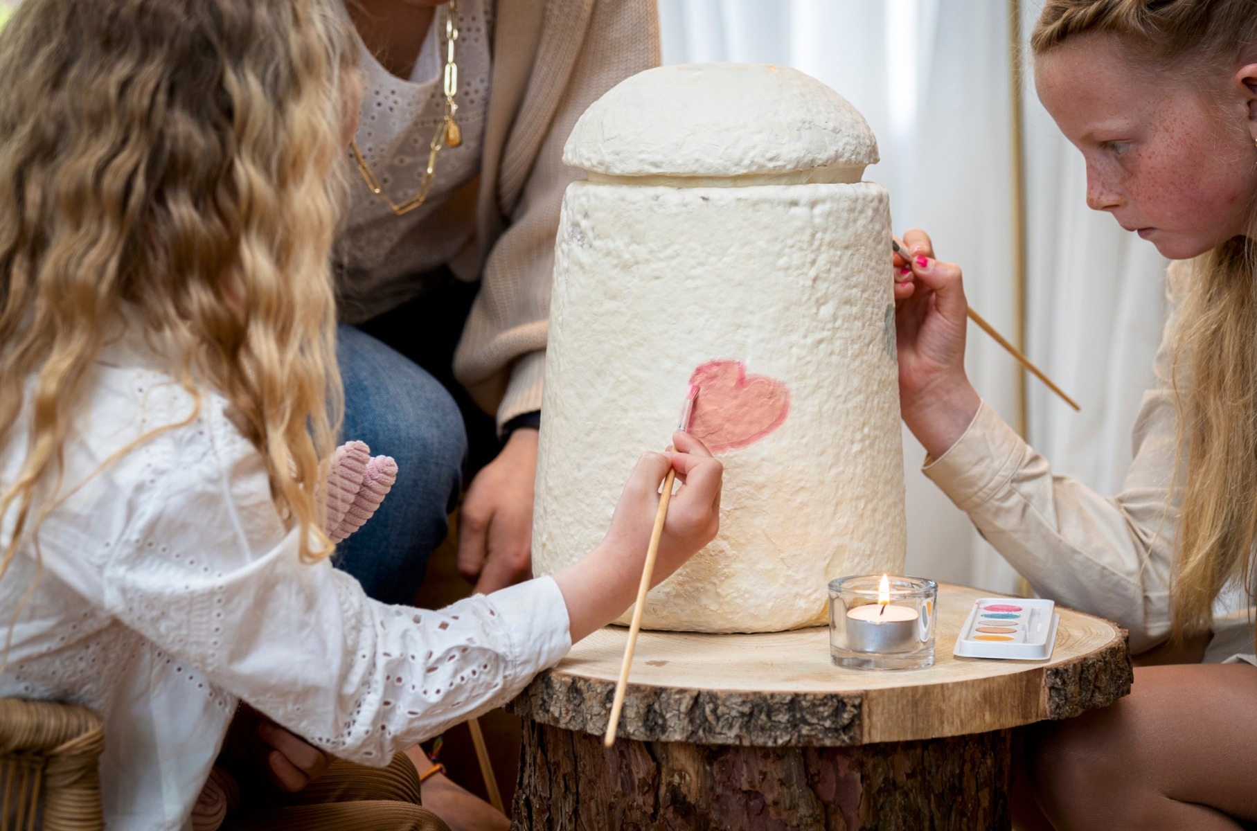  Loop EarthRise™ Urn - Customizable Surface